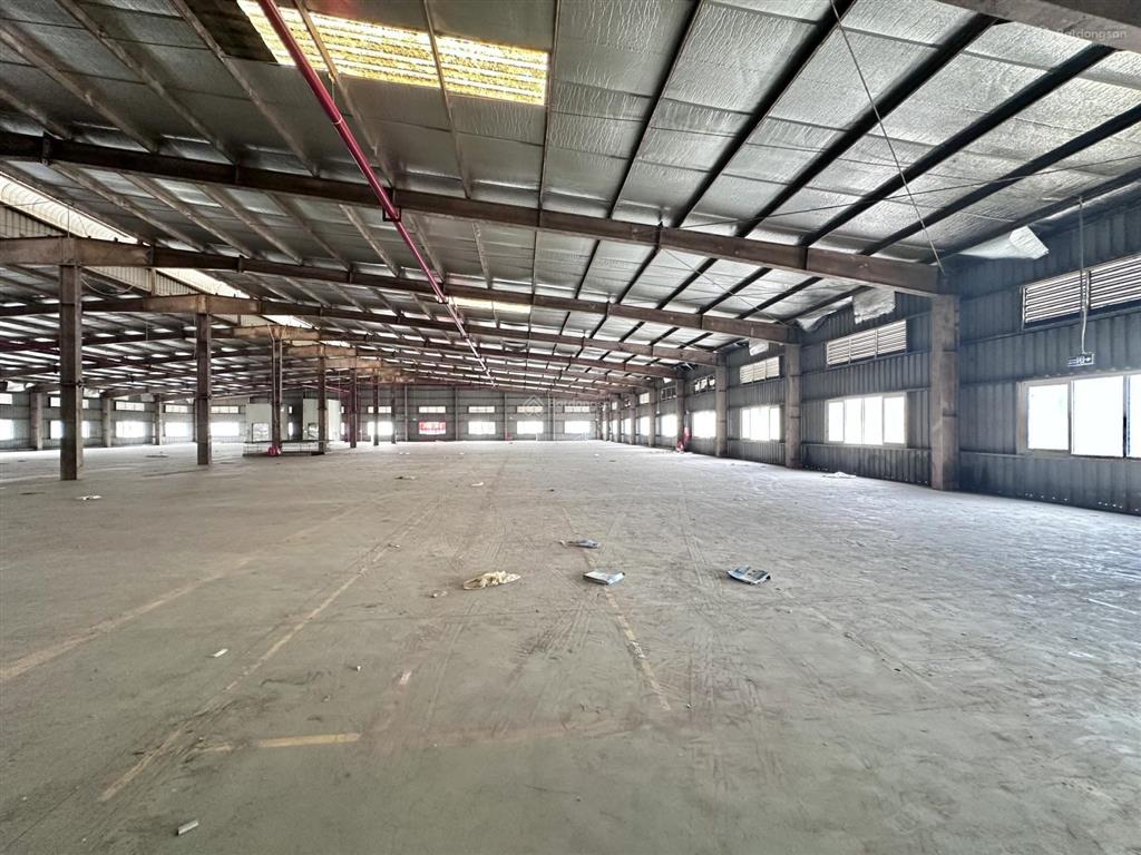 1750m² kho xưởng kcn hà bình phương cần cho thuê, xuất đủ vat, container ra vào, giá 95k/m2