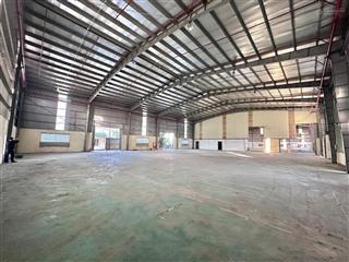 2500m2 kho xưởng cụm công nghiệp quất động cho thuê, pccc tự động, giá 110k/m2