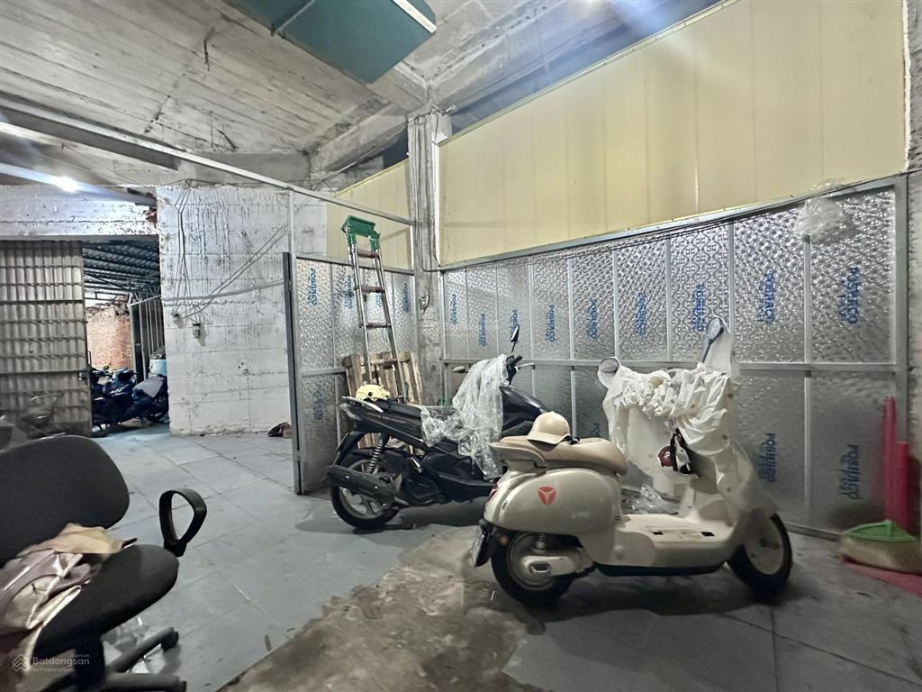 145m2 kho xưởng khu vực lê trọng tấn cần cho thuê, đất thổ cư, giá 15tr/th