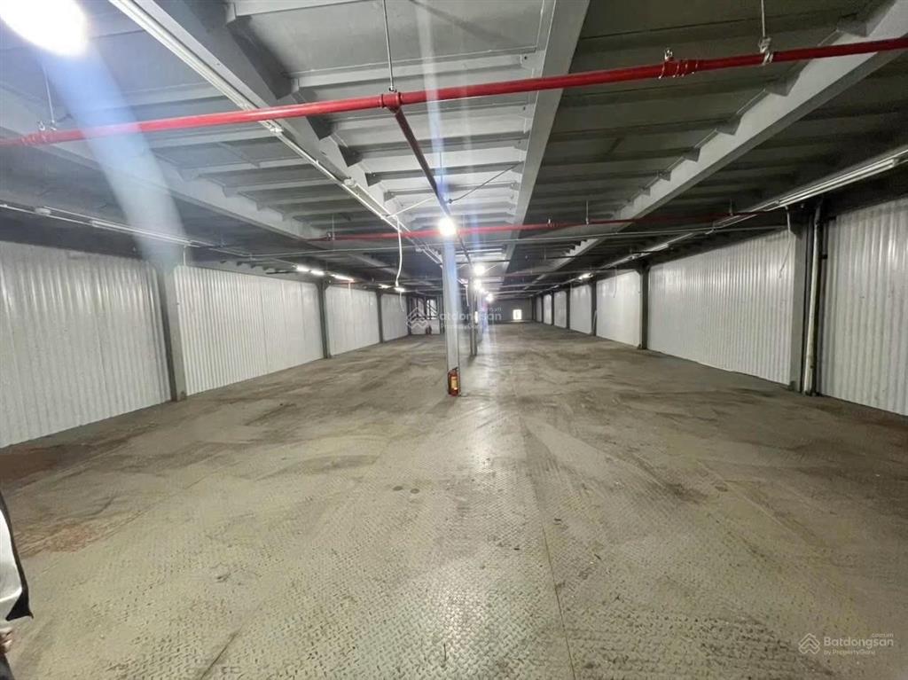 Cho thuê mặt bằng nhà xưởng kết hợp văn phòng khu vực cổ linh, dtsd 2050m, pccc tự động