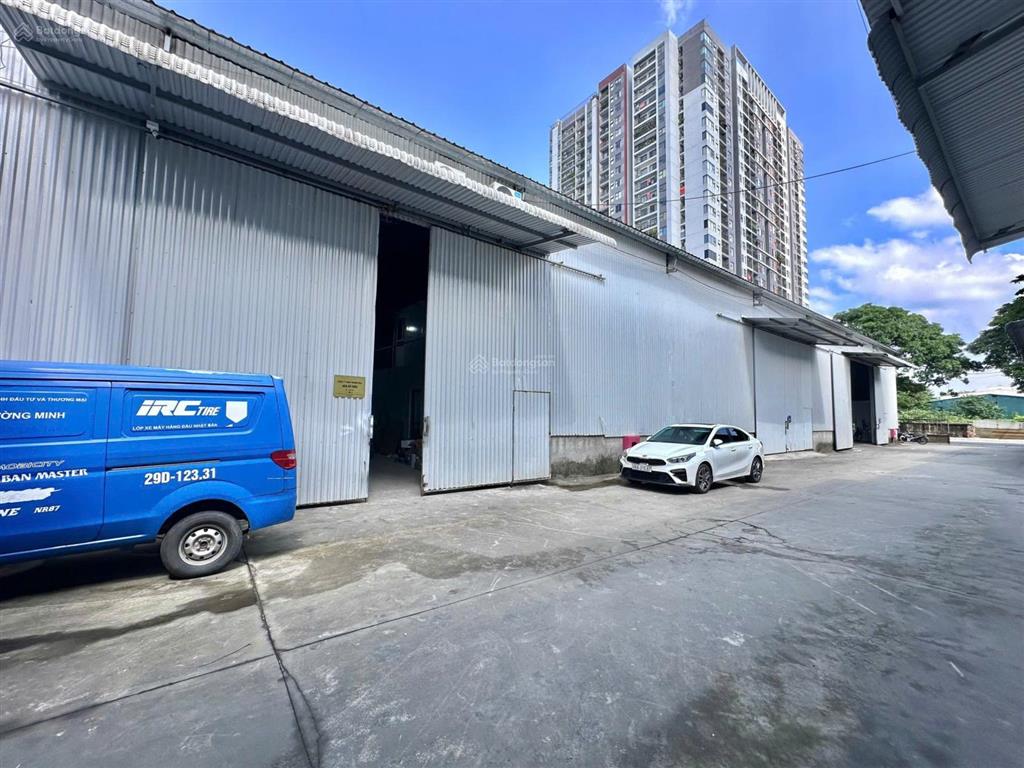 525m kho xưởng khu vực ngô gia tự cần cho thuê, container đỗ gần, giá 43tr/th