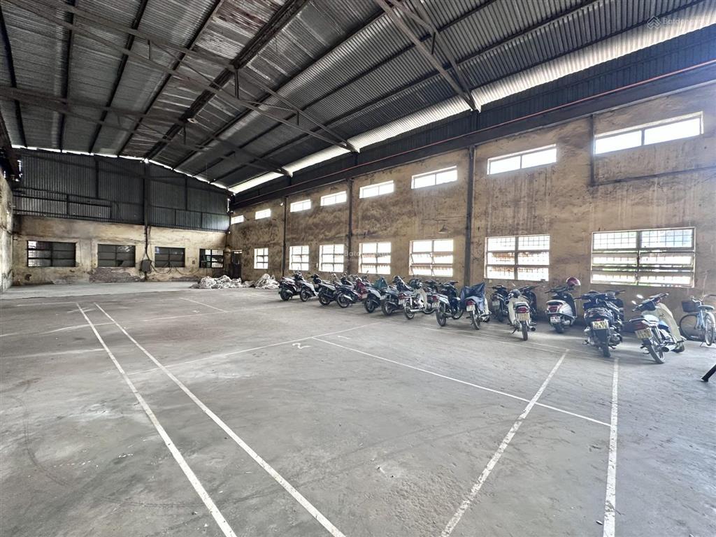 1300m kho xưởng khu vực vĩnh hoàng cần cho thuê, có chia đôi, xuất vat, giá 130k/m