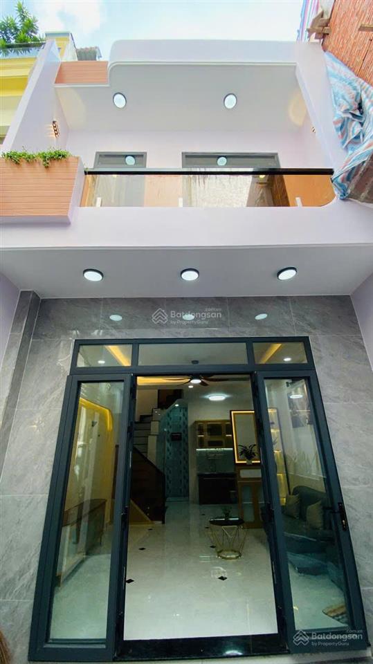 Nhỉnh 5 tỷ nhà 2 tầng dt 4.5 x 13.5 trương phước phan hẻm thông thoáng sổ đẹp.