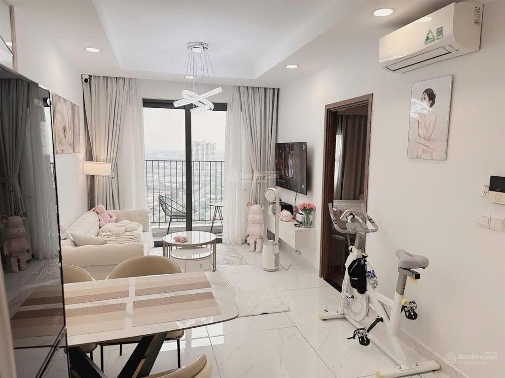 Bán the pegasuite diện tích 68m2 , 2pn full nội thất xịn  sổ hồng sẵn