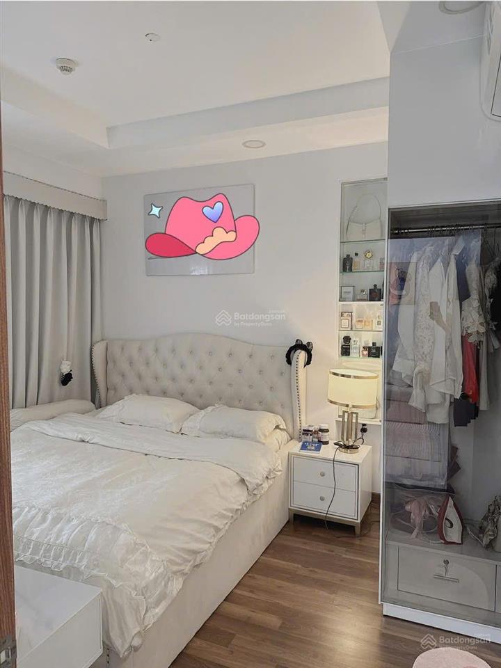 Bán the pegasuite diện tích 68m2 , 2pn full nội thất xịn  sổ hồng sẵn