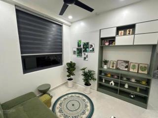Bán saigon intela 55m2 giá 2tỷ550 , 2 phòng ngủ , 2 wc full nội thất cao cấp như hình , view quận 1
