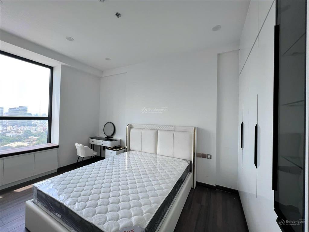 Cho thuê cc parkview 152 điện biên phủ giá 20 triệu , 2 phòng ngủ , 2wc , 77m2 full nội thất