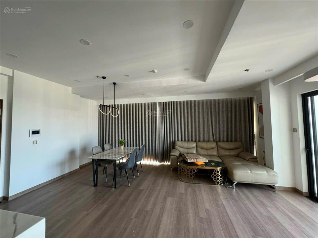 Cho thuê parkview residence 152 điện biên phủ 3 phòng ngủ 120m2 giá 26 triệu full nội thất