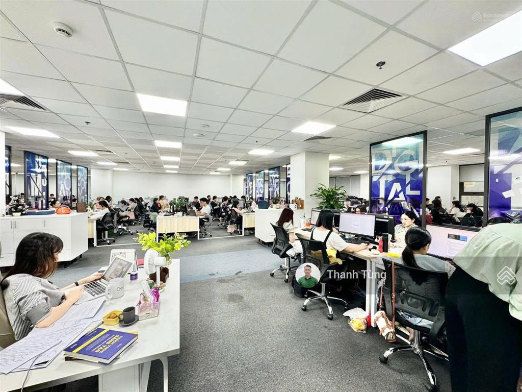 Ngộp bank bán gấp mặt tiền đường độc lập p.tân phú q.tân phú dt9,5x25m hđt 130tr/tháng giá 29,9 tỷ