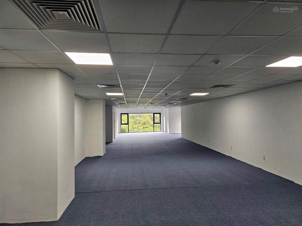 Cho thuê 80m2 văn phòng tại trúc bạch, tây hồ, 339.378 đ/tháng/m2 gồm thuế phí dịch vụ