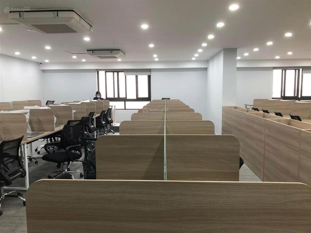 Cho thuê văn phòng phố liễu giai, full nội thất, 330 nghìn / m2, 500 m2, giá ưu đãi chính chủ