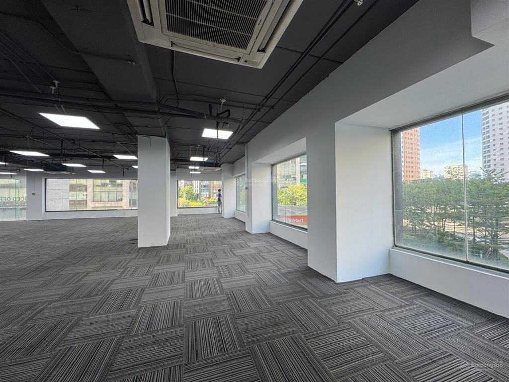 Không thể bỏ lỡ  trống 1000m2 tại duy tân, p. dịch vọng hậu, q. cầu giấy thông sàn, giá chỉ 11$/m2