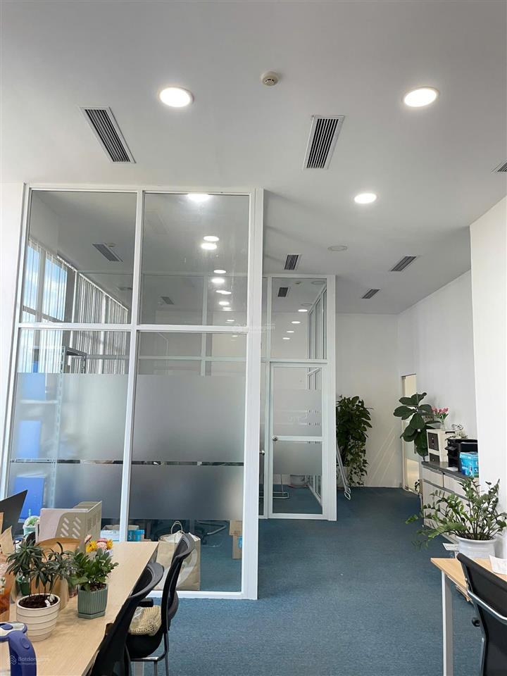 Trống 67m2 full nội thất phố láng hạ, tòa văn phòng hạng b phù hợp làm vp công ty