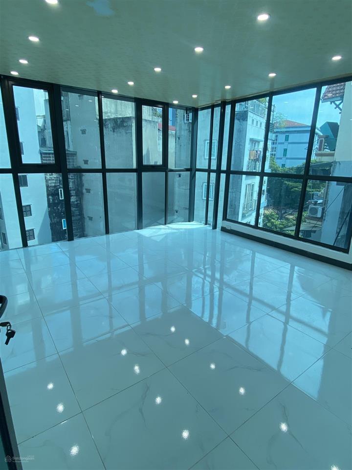 Cho thuê nhà 4 tầng 70m2, chia 2 phòng, 4wc tại phạm hùng, 25 triệu vnd