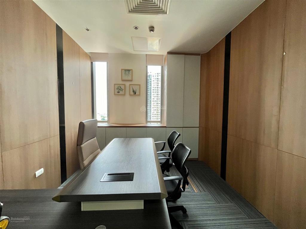 Cho thuê văn phòng 60m2 có tại phường cát linh, đống đa, hà nội, giá cực chất chỉ với 450k / m2