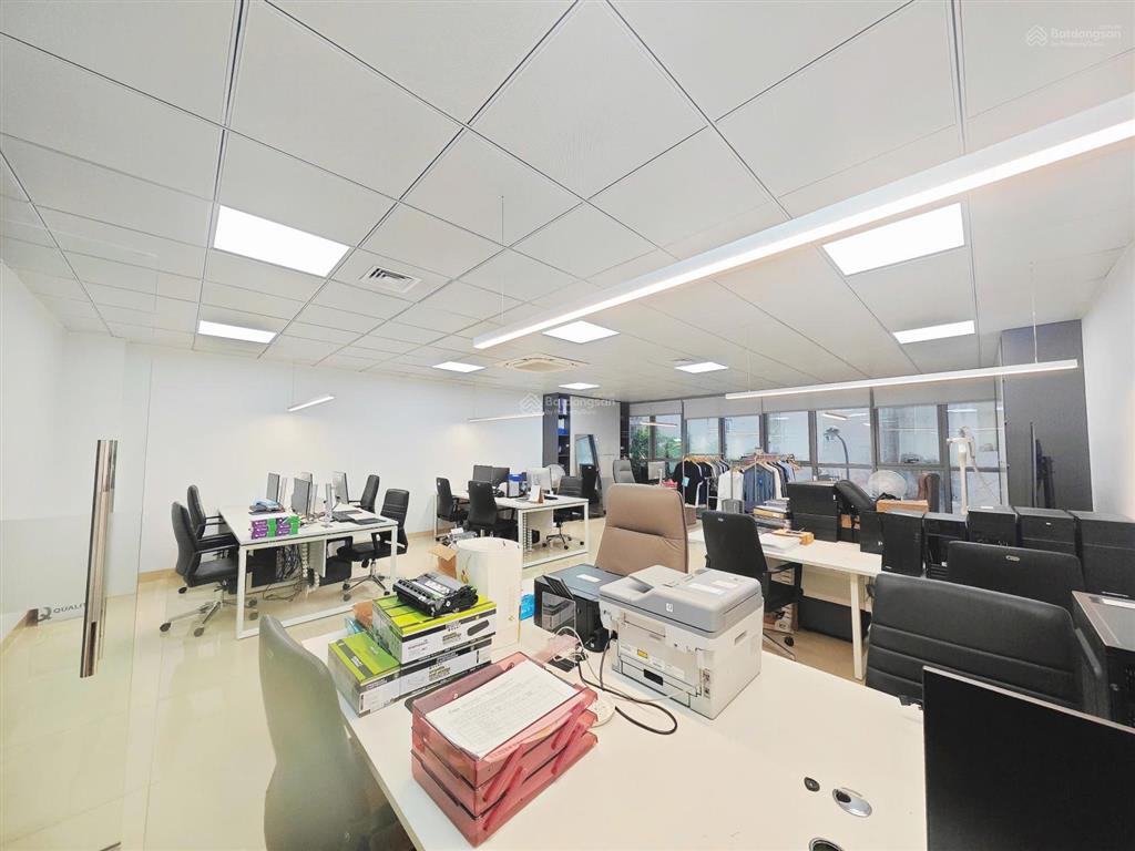 Hot hiếm có sàn vp xịn xò tại mỹ đình 85m2 giá thuê 15 triệu/sàn sẵn nội thất xịn