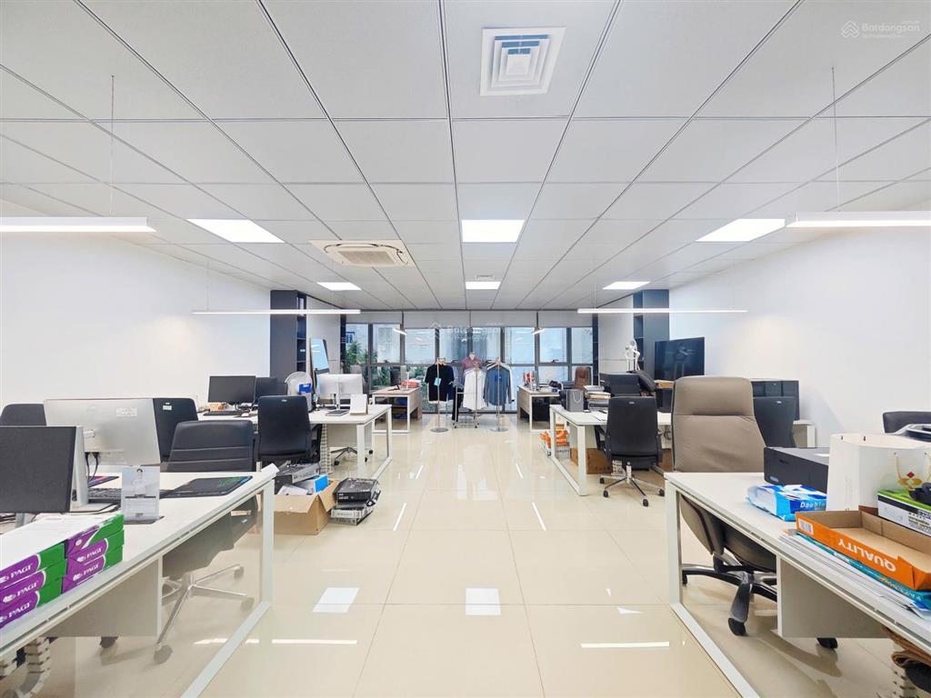 Hot hiếm có sàn vp xịn xò tại mỹ đình 85m2 giá thuê 15 triệu/sàn sẵn nội thất xịn