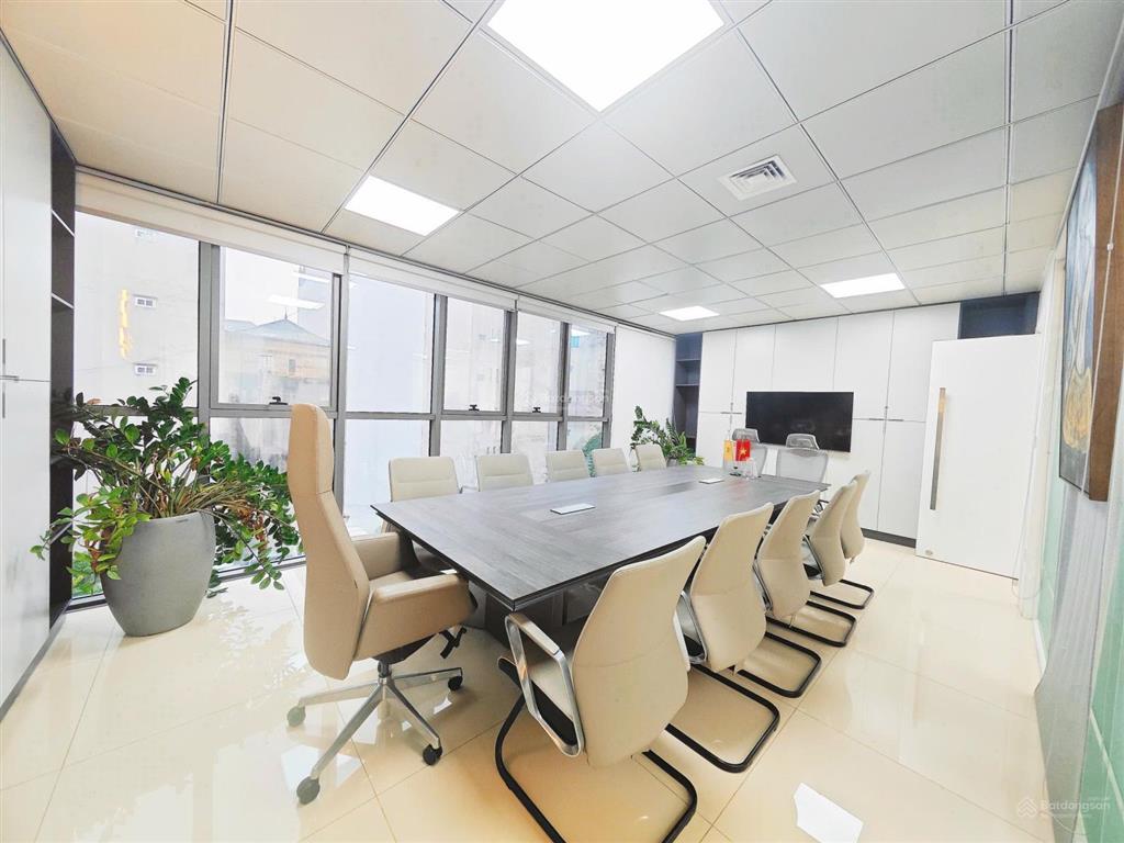 Hot hiếm có sàn vp xịn xò tại mỹ đình 85m2 giá thuê 15 triệu/sàn sẵn nội thất xịn