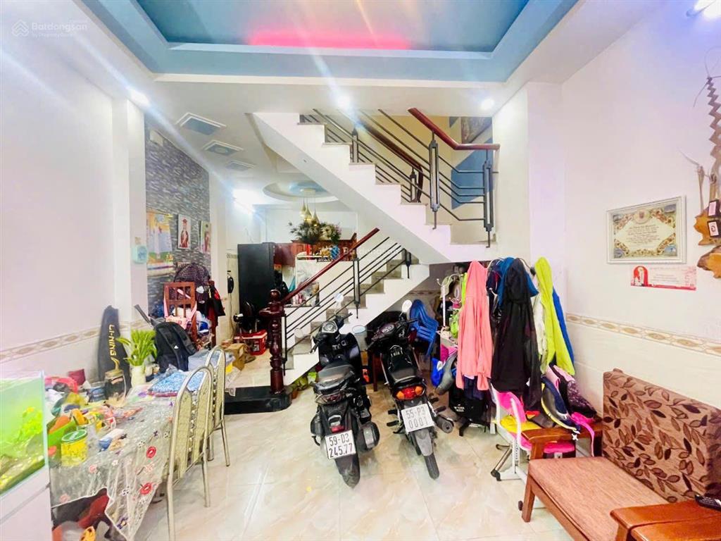 Bánh nhà 4 tầng hẻm xe hơi thông 1/ đường số 14 lê văn quới 4x10m giá chỉ 5.7 tỷ tl chính chủ