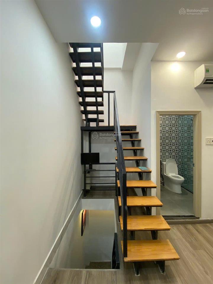 Bán nhà hxh lê văn quới 4.1x10m đang cho thuê 9tr/tháng giá 4.65 tỷ chính chủ