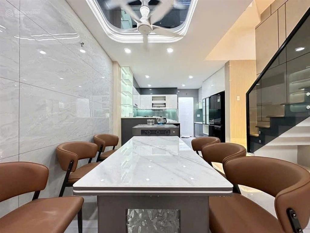 Nhà 5 tầng khu phân lô hương lộ 2 dt 4x13m full nội thất ko lộ giới giá 7.85 tỷ tl