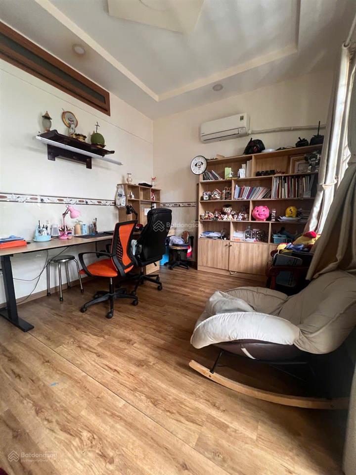 Nhà 1 lầu hẻm xe hơi lê văn quới 4x9m 3 phòng ngủ giá 4.68 tỷ chính chủ