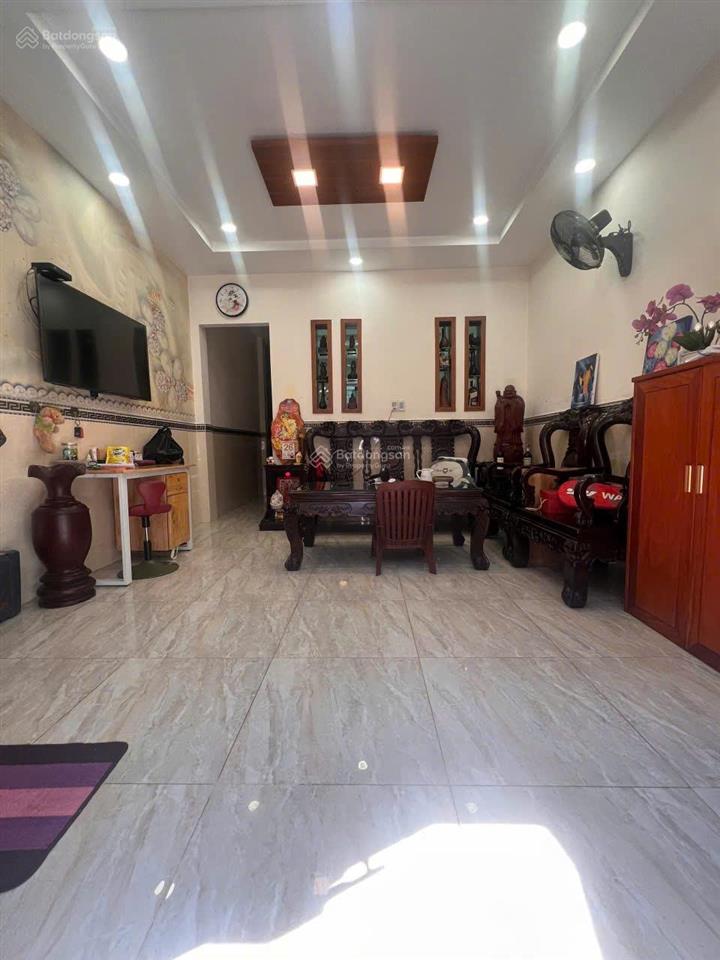 Nhà 1 lầu hẻm xe hơi lê văn quới 4x9m 3 phòng ngủ giá 4.68 tỷ chính chủ