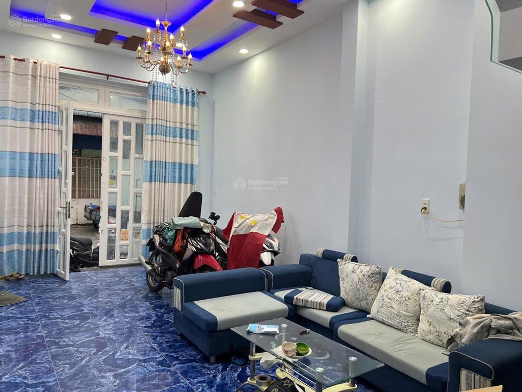 Nhà 2 lầu có sân thượng hẻm 8m 1/ lê văn quới 4x19.5m chỉ 7.7 tỷ tl chính chủ bán