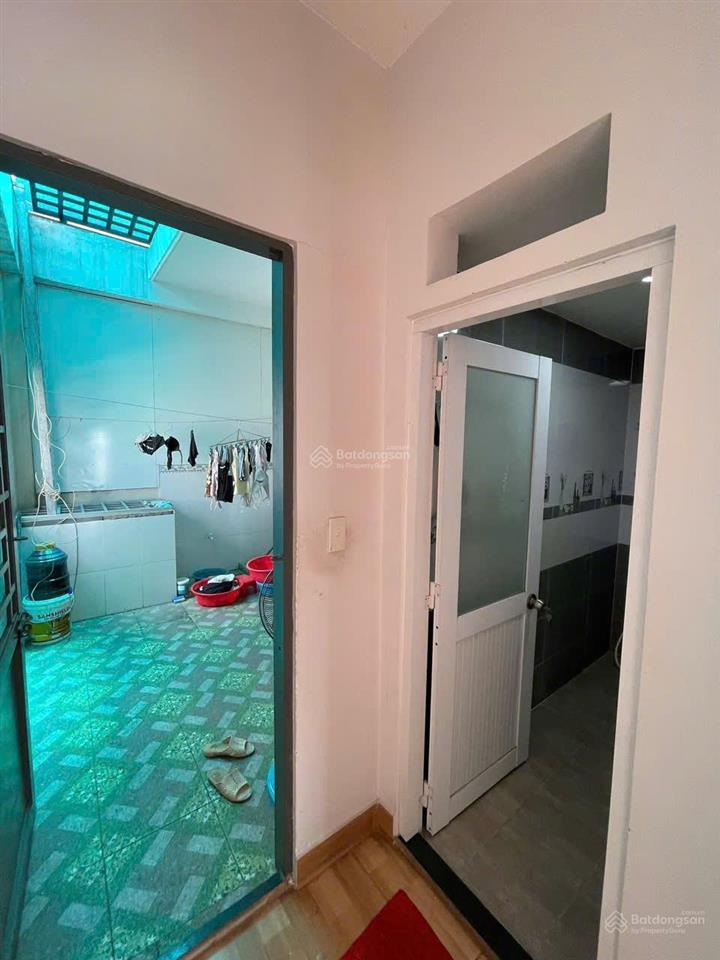 Bán nhà 2 lầu hẻm 6m thông tân kỳ tân quý, 4x14m giá giảm 6,1 tỷ tl chính chủ