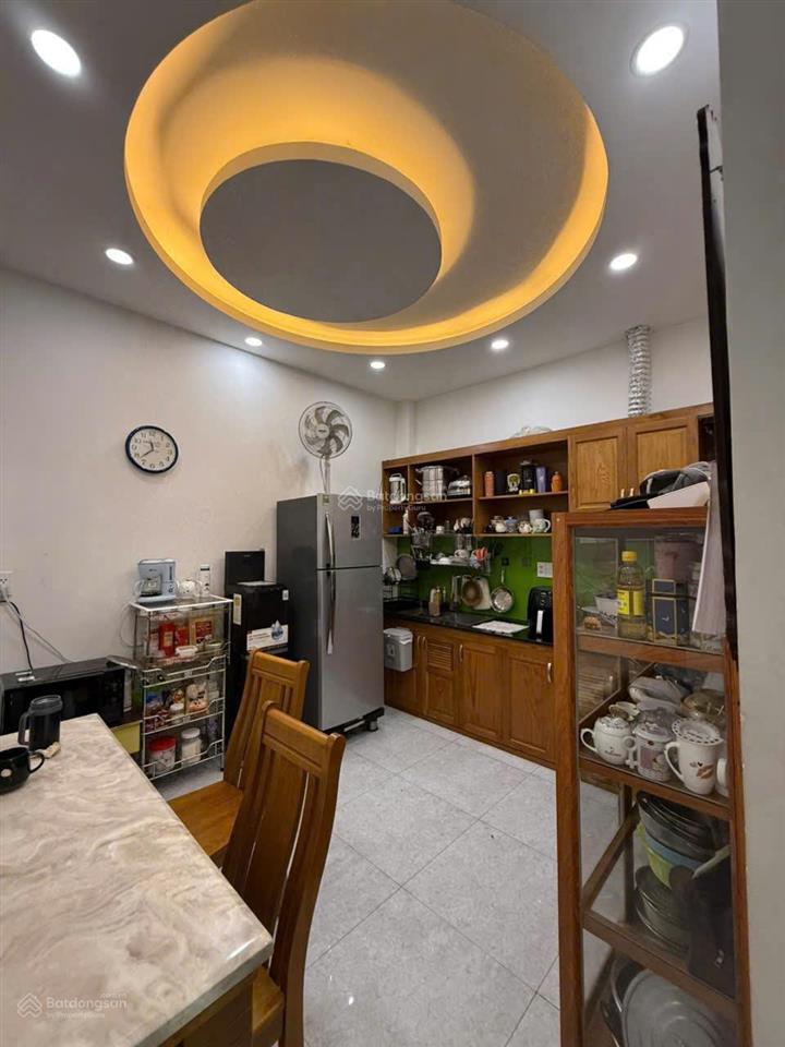 Nhà chính chủ 5 tầng hẻm 6m thông tân kỳ tân quý 4x12m giá 5.9 tỷ tl