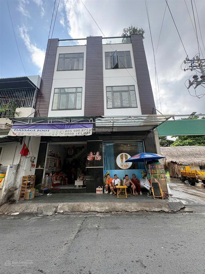 Nhà 2 lầu 1/ lê văn quới, 2 căn riêng kinh doanh sầm uất chỉ nhỉnh 3 tỷ/căn. diện tích 8 x 7.2m