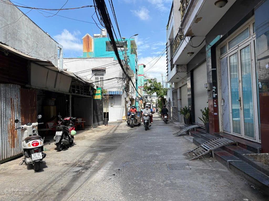 Bán nhà 5,5 tấm hẻm kinh doanh khu lê văn quới 4x13m giá 7,5 tỷ tl