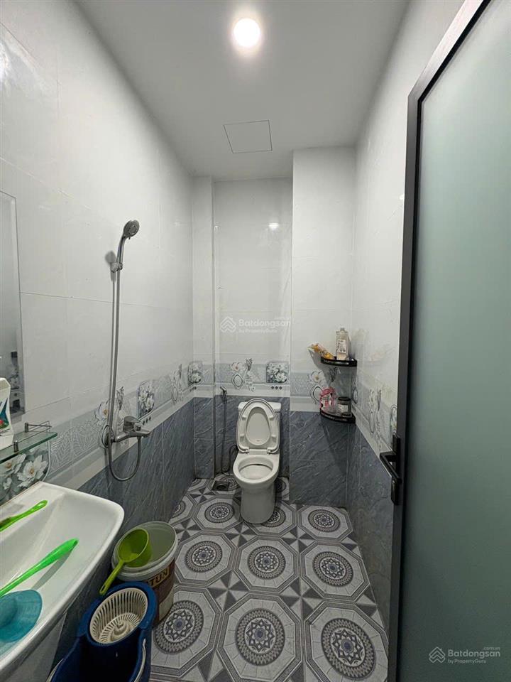 Bán nhà chính chủ 4 tầng đường chiến lược ngay 703 hương lộ 2 dt 4x14m giá chỉ 5.7 tỷ