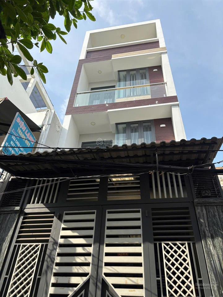 Bán nhà chính chủ 4 tầng đường chiến lược ngay 703 hương lộ 2 dt 4x14m giá chỉ 5.7 tỷ