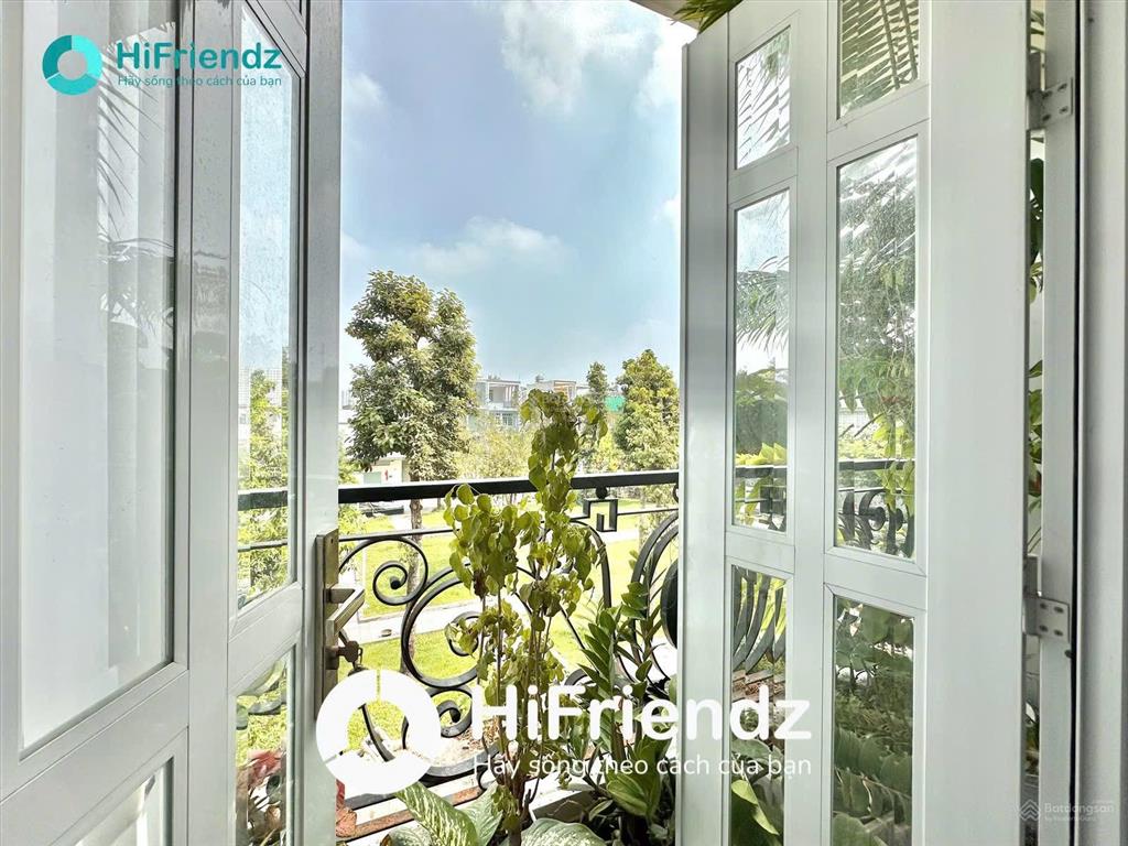 Cho thuê căn hộ ban công mới xây giá chỉ 4tr2 ngay coop mart phan văn hớn