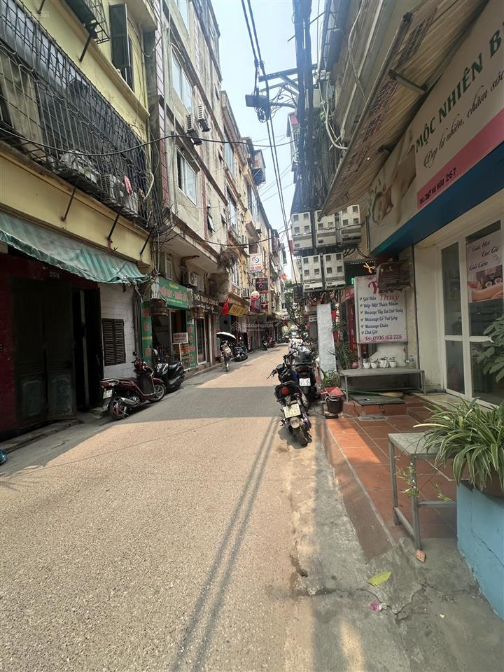 Nhà dân 4 tầng lô góc  oto tránh  văn quán hà đông