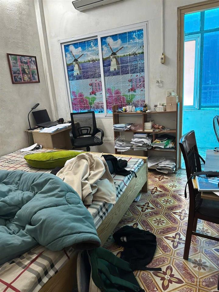 Nhà dân 4 tầng lô góc  oto tránh  văn quán hà đông