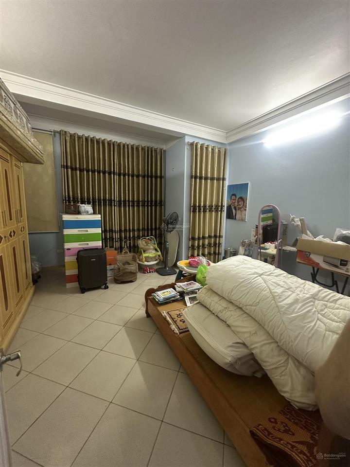 Nhà 5 tầng mặt phố  phân lô vỉa hè oto tránh đỗ  kinh doanh tại văn phú
