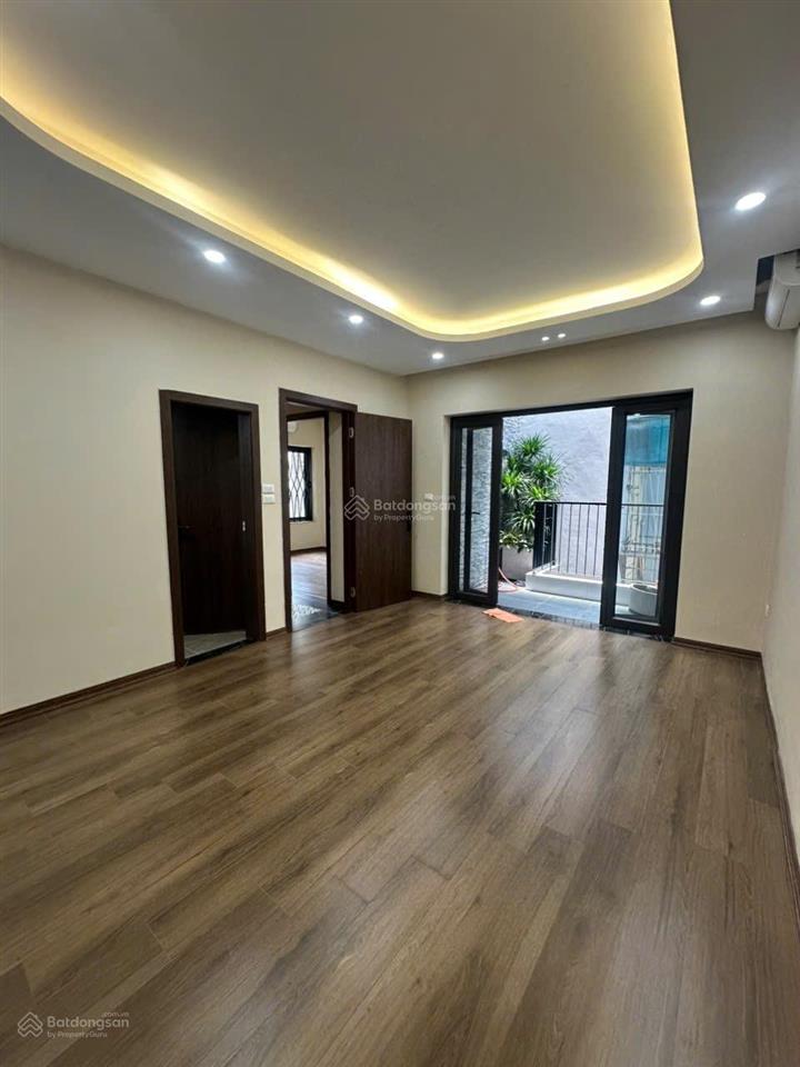 4 tầng dân xây  59m2  trung tâm văn quán hà đông