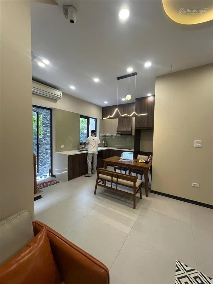 4 tầng dân xây  59m2  trung tâm văn quán hà đông