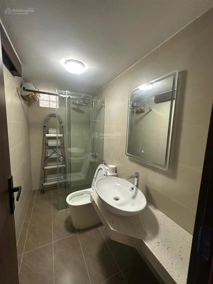 4 tầng dân xây  59m2  trung tâm văn quán hà đông