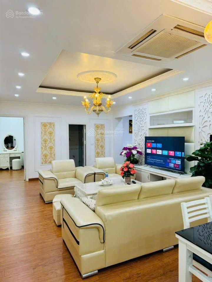 Cho thuê eurowindow multi complex, 120m2 , 3 ngủ, full đồ .  o.971.342..965