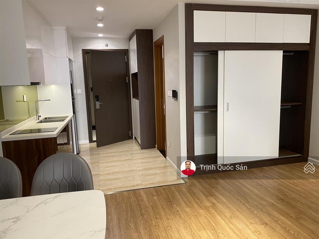 Cho thuê le capitole  27 thái thịnh, căn 41m2, full đồ gỗ ,13.2 triệu,  0,942.00,6856