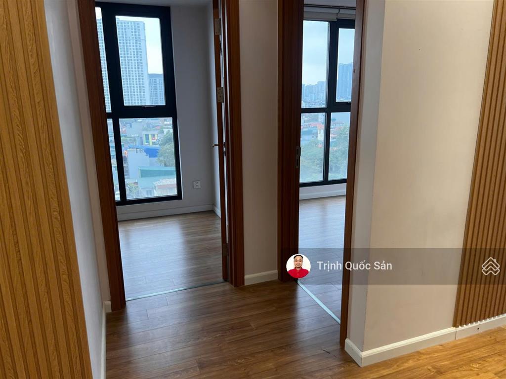 Cho thuê căn góc 3pn, tại 27 thái thịnh  le capitole, 95m2, 19 tr, vào luôn.  0.942.00/6856