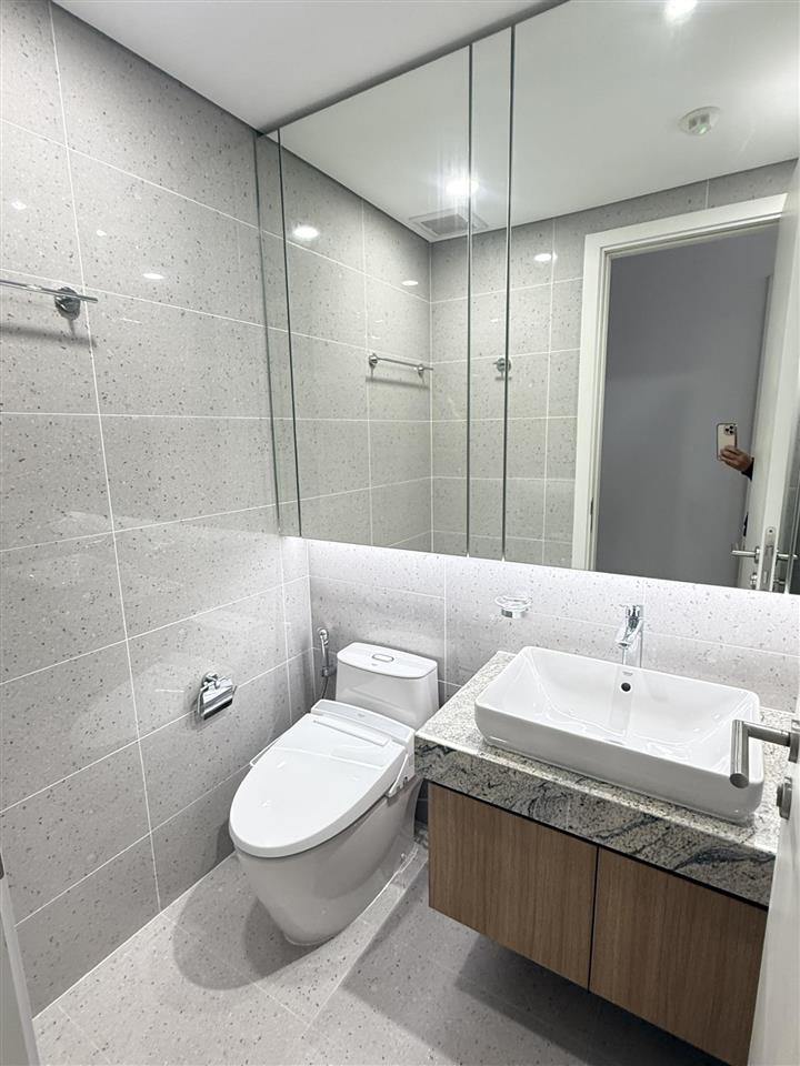 Hiếm, cho thuê the ninety căn 2 ngủ 2wc, đồ cơ bản, 15,5 triệu,  o.942.00/6856