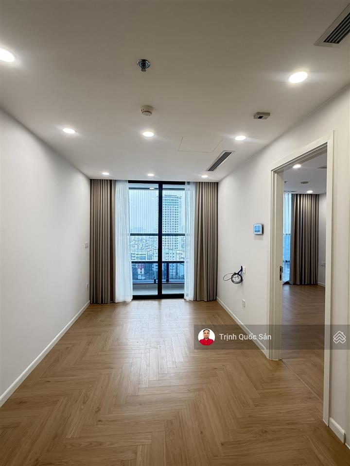 Hiếm, cho thuê the ninety căn 2 ngủ 2wc, đồ cơ bản, 15,5 triệu,  o.942.00/6856