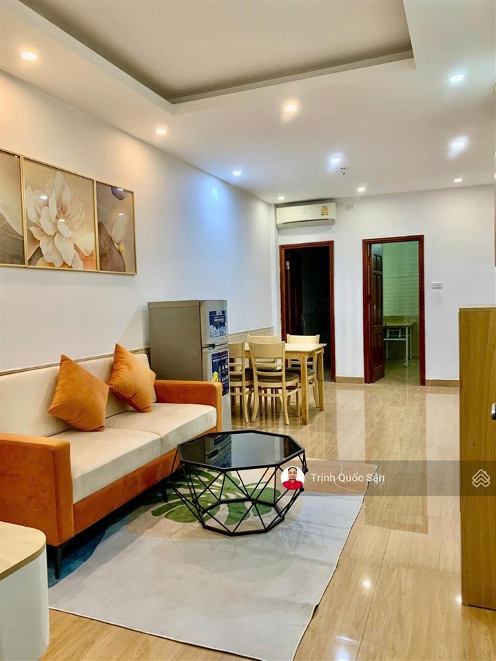 Cho thuê b6a nam trung yên, 75m2, 2 ngủ + 1 sân vườn, full đồ, 12.5tr  vào luôn,  o,942.00,6856