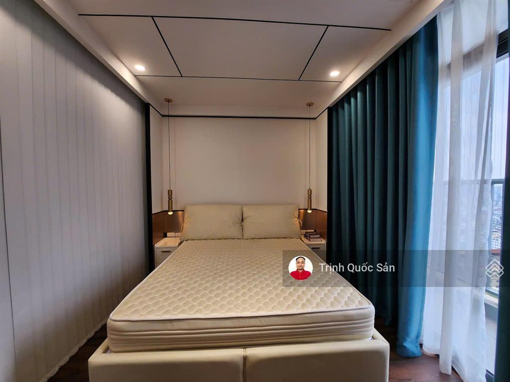 Nhà siêu đẹp. cho thuê discovery complex, 100m², 2 ngủ, full đồ, có slot ô tô.  o.971.342.965