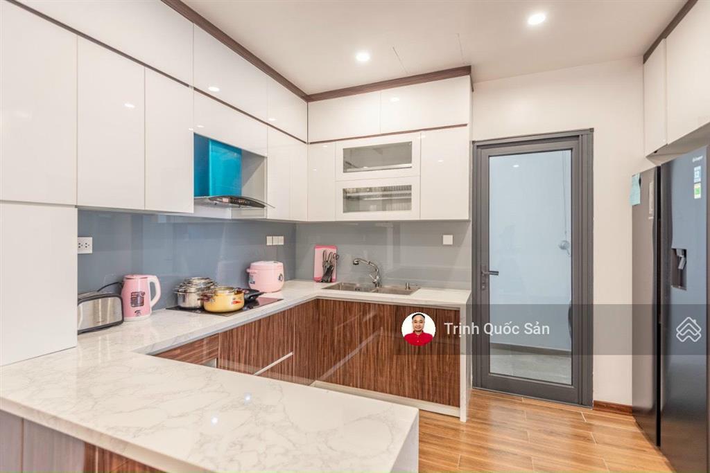 Rất nhiều căn cho thuê tại discovery complex, 2  3  4 ngủ, từ 16 triệu, có slot.  0,971.342.965