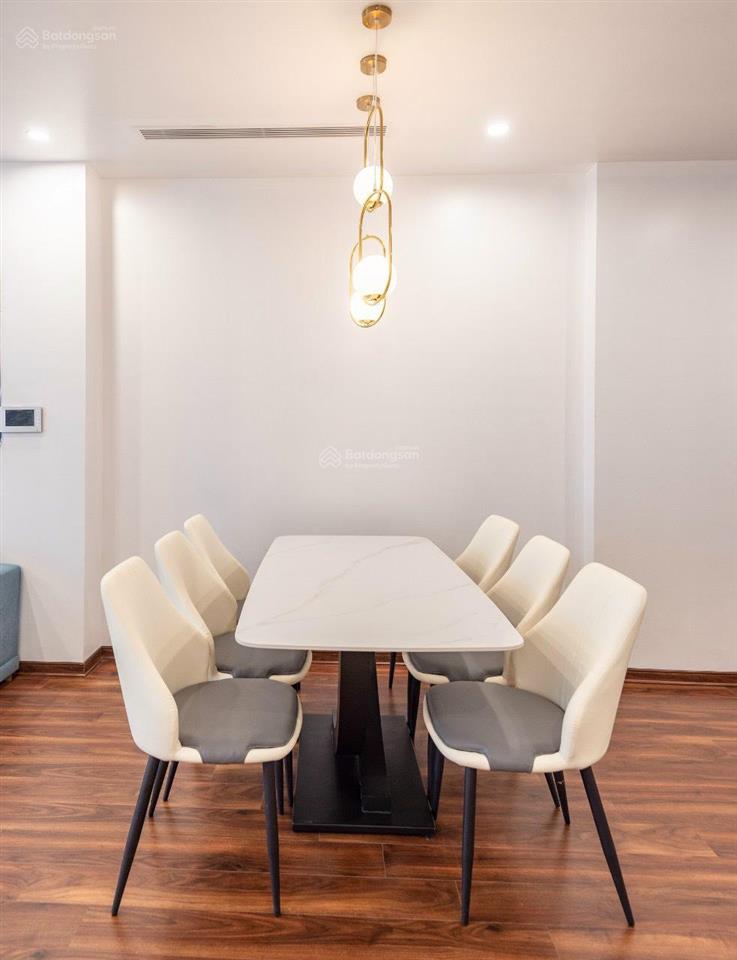 Cho thuê center point 110 cầu giấy, 2 ngủ full đồ, 17 tr/th, 80m2.  0,971,342.965